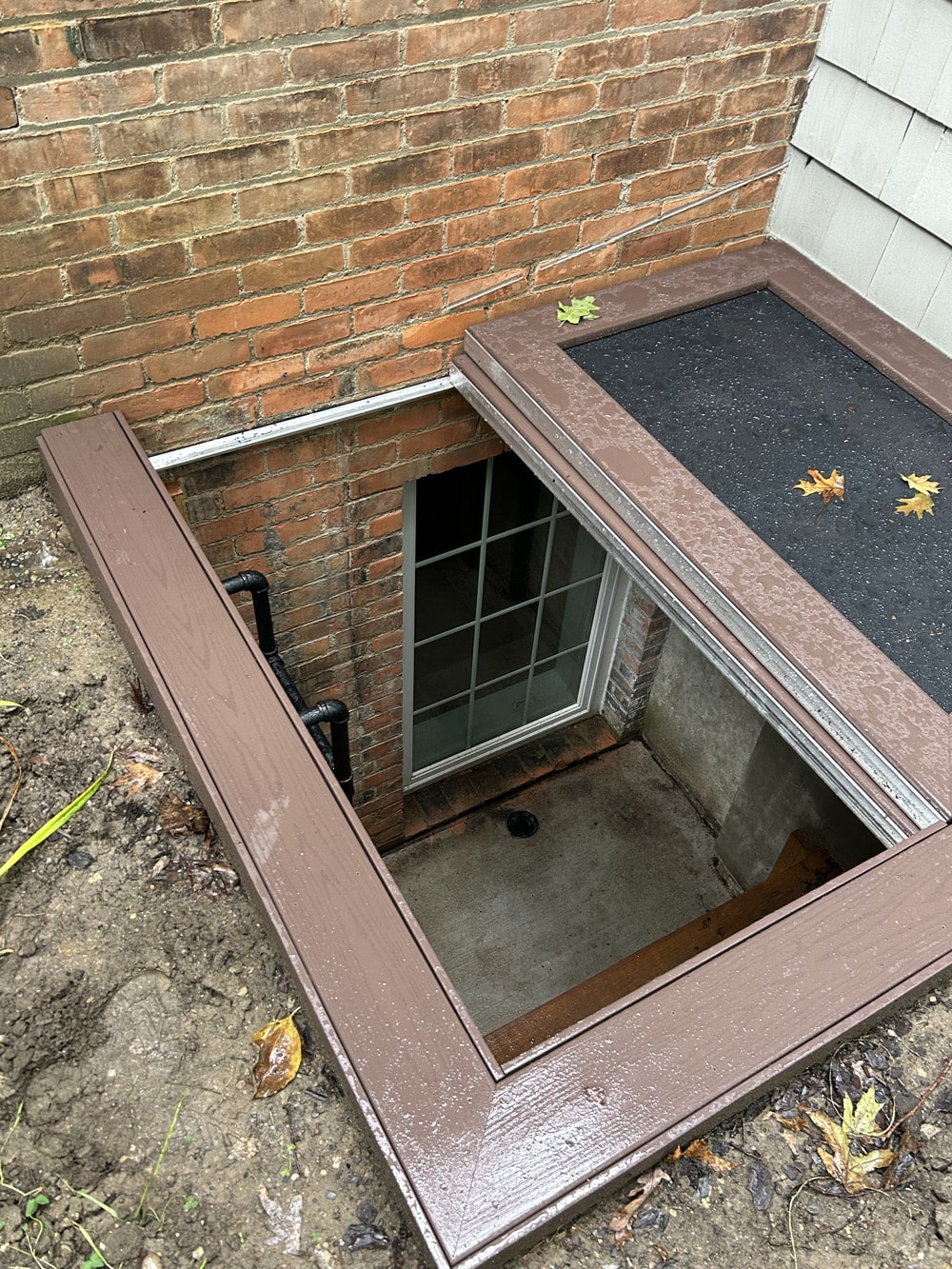 egress window
